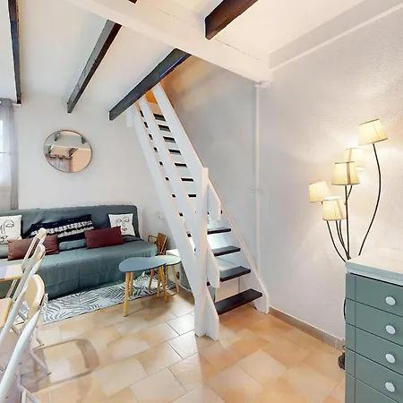 1 Bedroom Cozy In *
