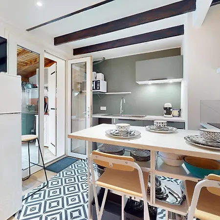 1 Bedroom Cozy In *